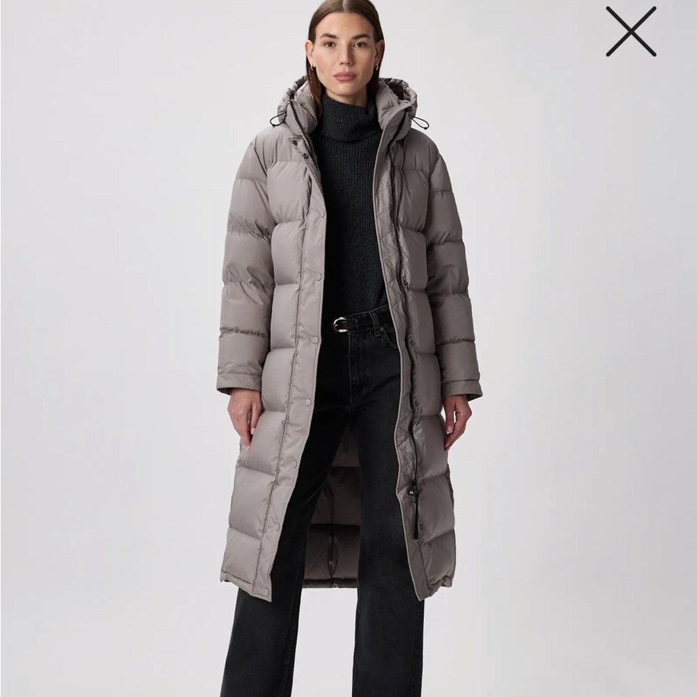 NWT Quince Responsible Down Long Puffer